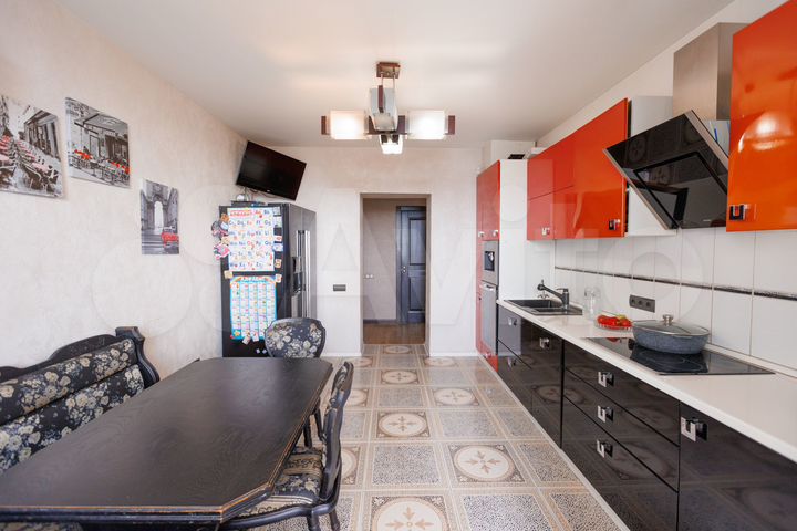 3-к. квартира, 116,2 м², 12/17 эт.