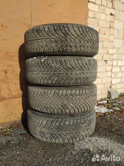 Bfgoodrich G-Force Stud 215/65 R16