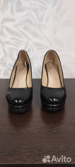 Туфли женские 38-39 размер черные