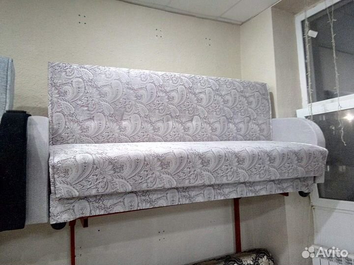 Диван книжка 