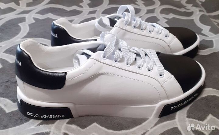 Кроссовки женские 40 размер новые, (маломерки)