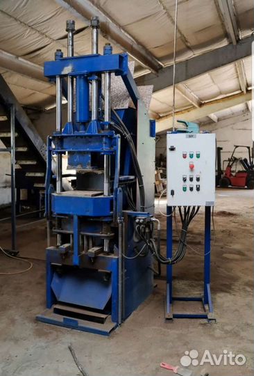 Станок для производства пресованого кирпича