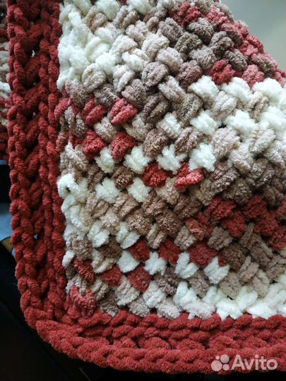 Плед детский вязаный