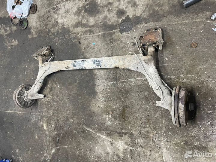 Задняя балка Volkswagen Golf 3 Универсал