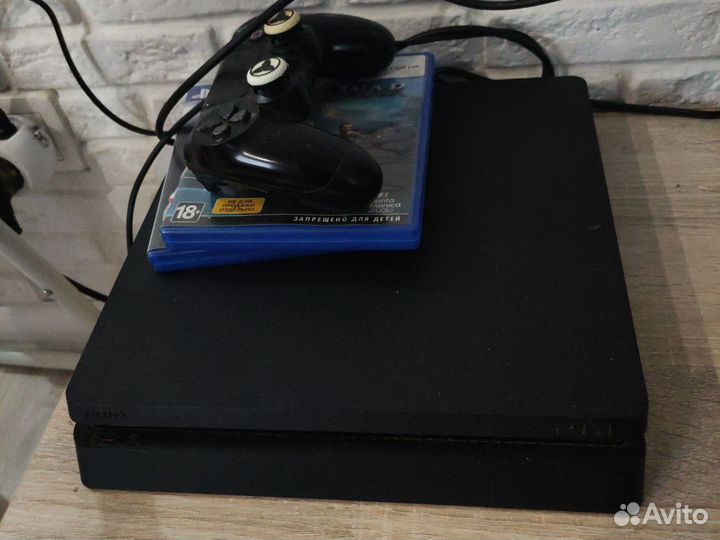 Продам ps 4