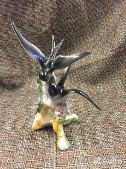 Фарфор. Статуетка «Пара ласточек»