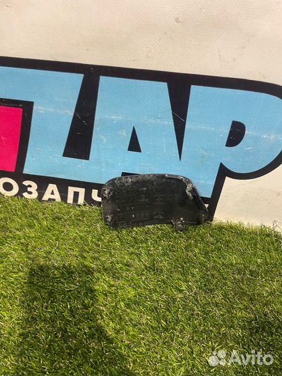 Крышка блока предохранителей Fiat 124 2018