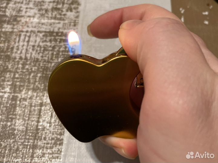 Зажигалка apple