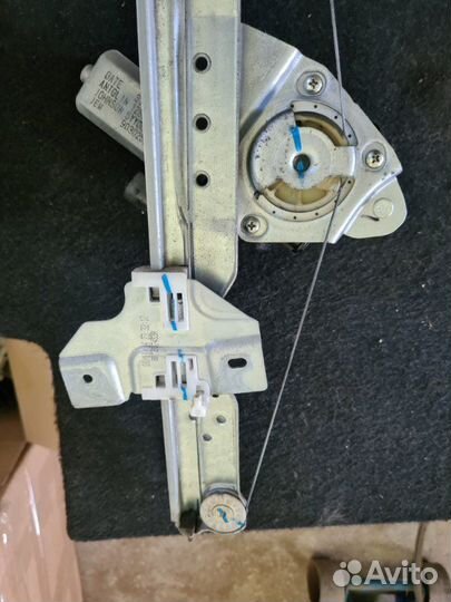 Стеклоподъемник передний правый LADA Largus K4M