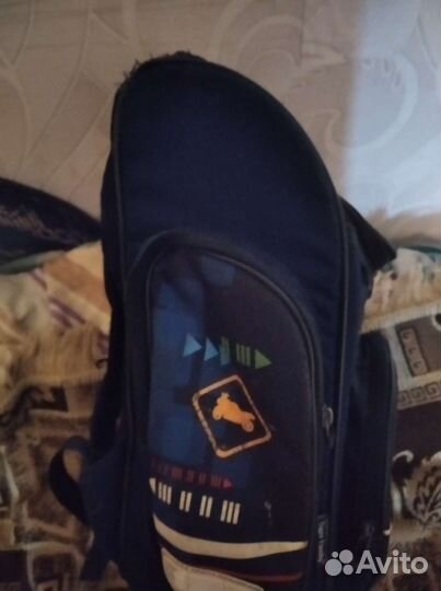 Школьный рюкзак