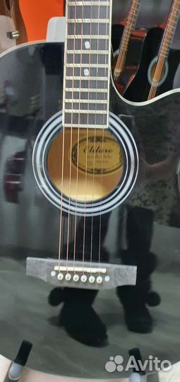 Электроакустическая гитара