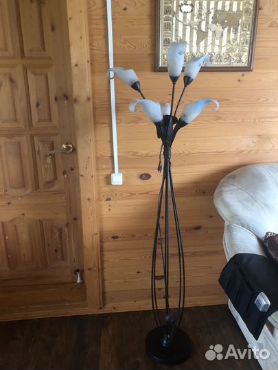 Торшер напольный