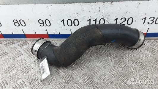 Патрубок интеркулера mercedes benz E-class W211 (U