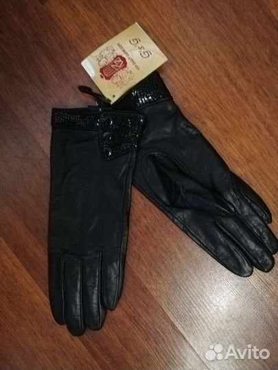 Перчатки женские кожаные