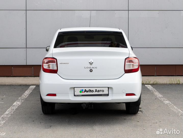 Renault Logan 1.6 AT, 2018, 155 976 км