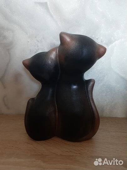 Статуэтка кошки