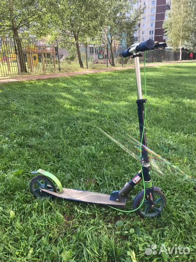 Самокат двухколесный roces 200 бу