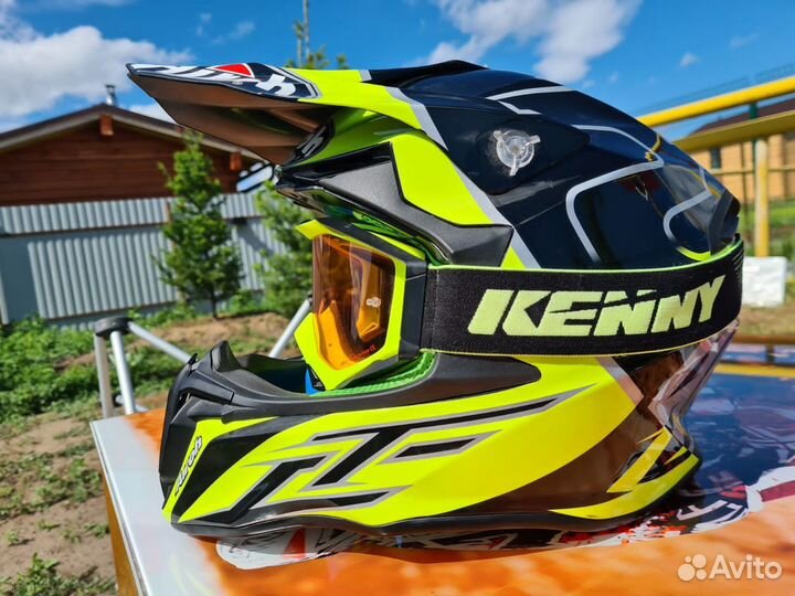 Продаю Мото шлем Airoh