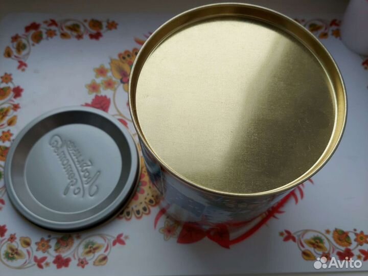 Коробка из под конфет, подарочная