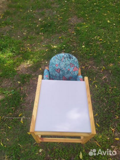 Детский стульчик и столик