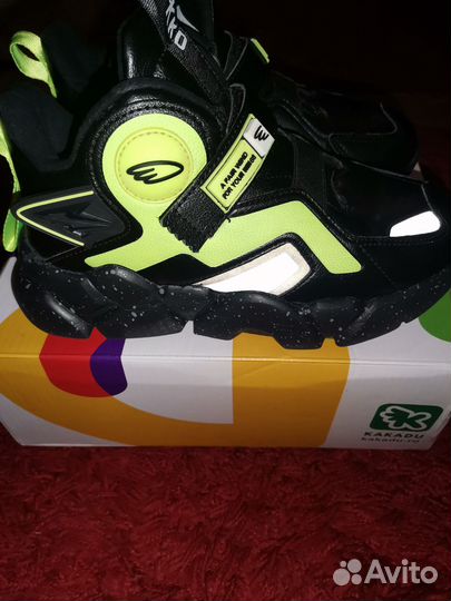 Кроссовки Kakadu