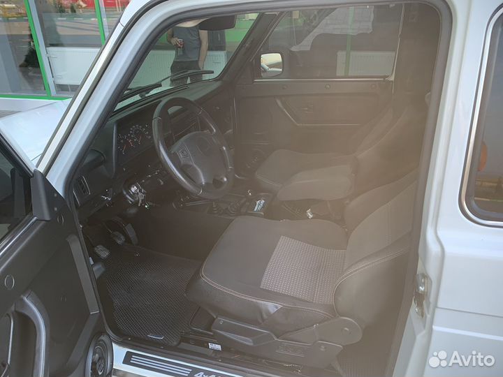 LADA 4x4 (Нива) 1.7 МТ, 2018, 90 000 км