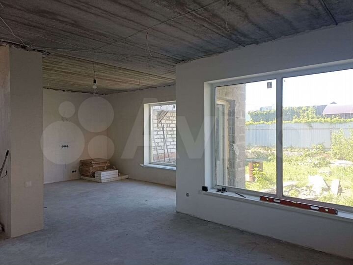 Дом 198,9 м² на участке 4,1 сот.