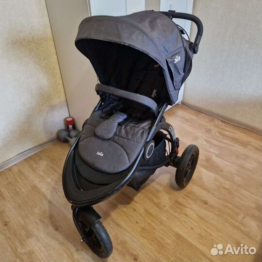 Прогулочная коляска Joie Crosster