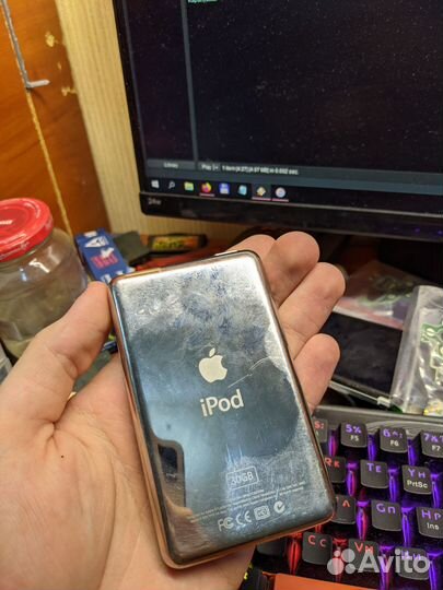 iPod Classic 5 (цена за 2шт)