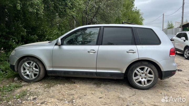 Volkswagen Touareg I (2002—2006) AZZ, 3.2 бензин 2