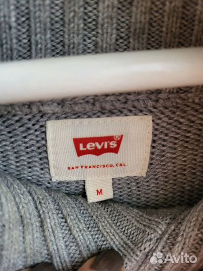 Мужской свитер levis