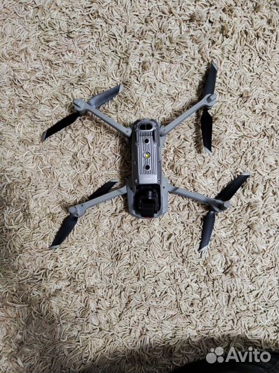 Квадрокоптер Dji mavic air 2