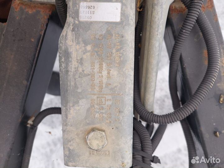 Прицеп легковой двухосный с тормозами