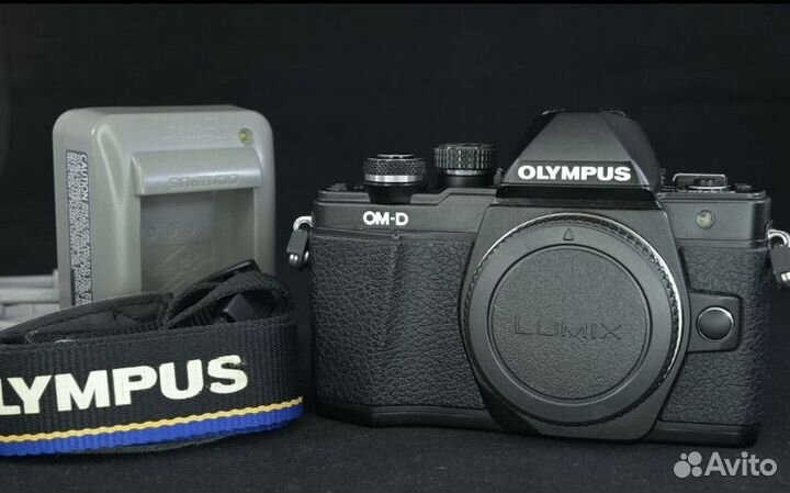 Olympus OM-D E-M10 mark ii black + объектив 25мм