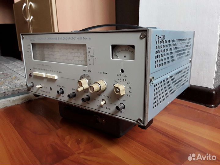 Генератор сигналов высокочастотный Г4-118