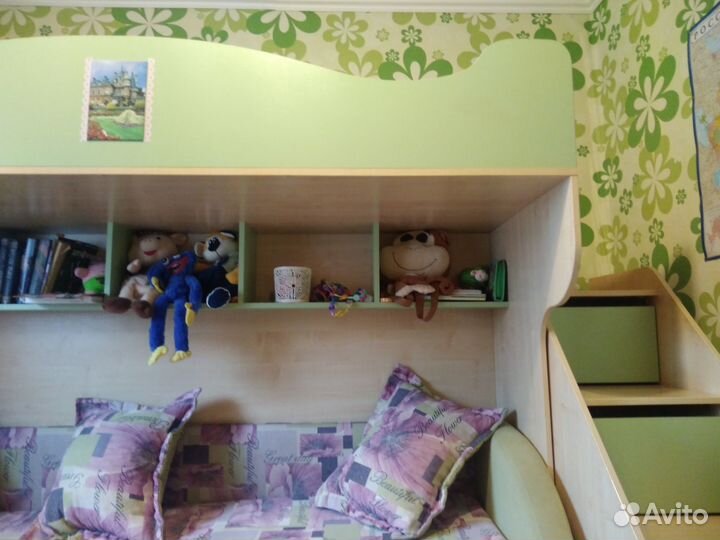 Детская стенка с кроватью