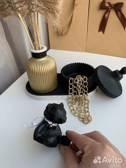 Подарок для девушки из гипса