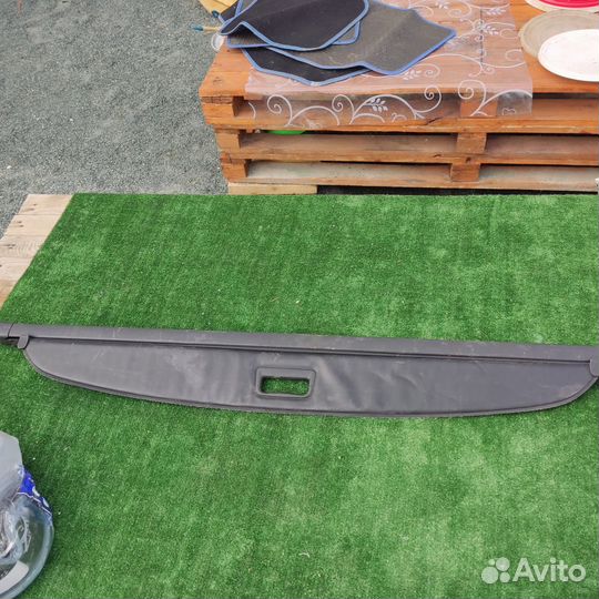 Шторка багажника