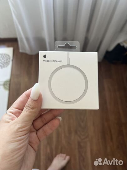 Магнитная зарядка Apple для iPhone