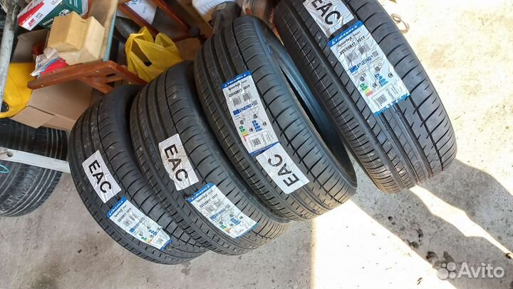 Triangle Sports TH201 225/55 R17 101Y