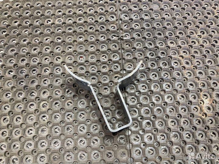 9604321340 Кронштейн ресивера Mercedes-Benz Actros