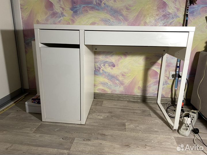 Компьютерный стол IKEA белый