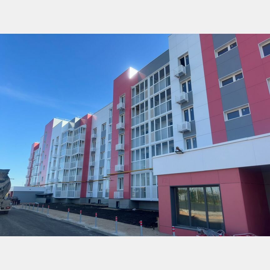 2-к. квартира, 54,3 м², 2/5 эт.