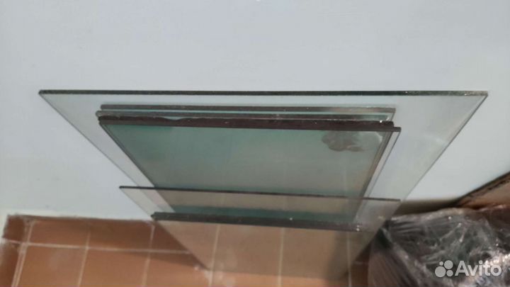 Стекла - полки с полированным краем для мебели или