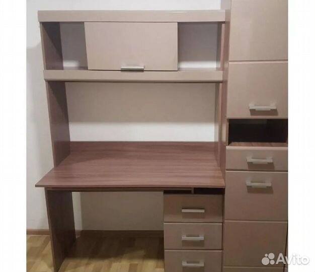 Стол письменный Симба новый