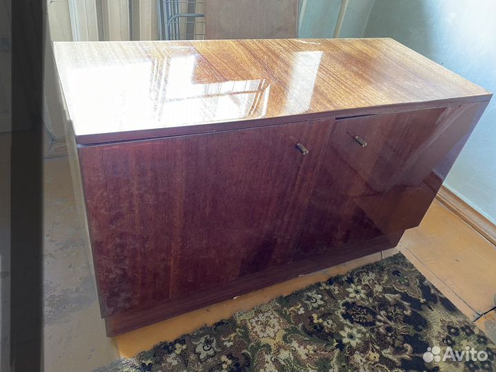 Тумба под телевизор СССР