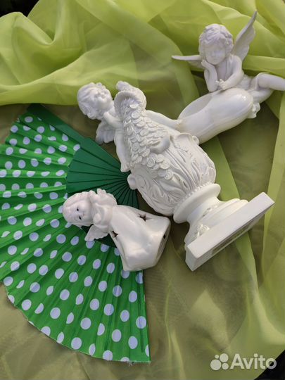 Лампы с абажуром, две из трёх сенсорные