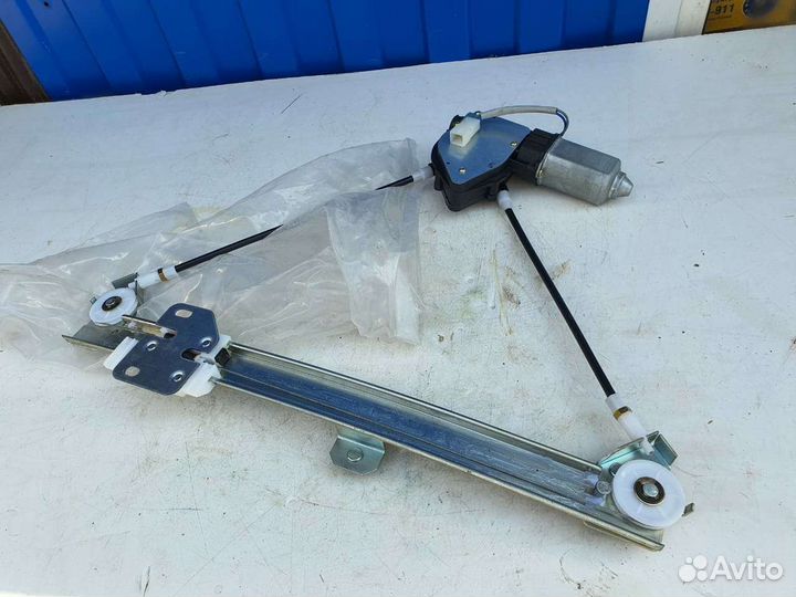 Стеклоподьемник Ваз 2110 Приора Правый