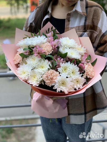 Букет из хризантемы, эустомы с доставкой