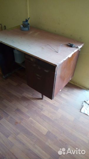 Стол письменный б/у